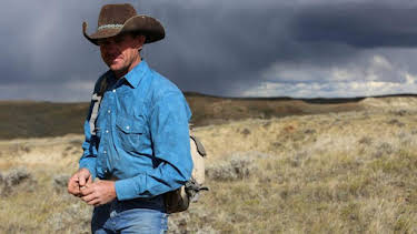 11:00 AM: Dino Hunters (S1) | Discovery Channel | 4/1 2026