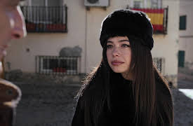 Her Majesty: Long Live Pilar!