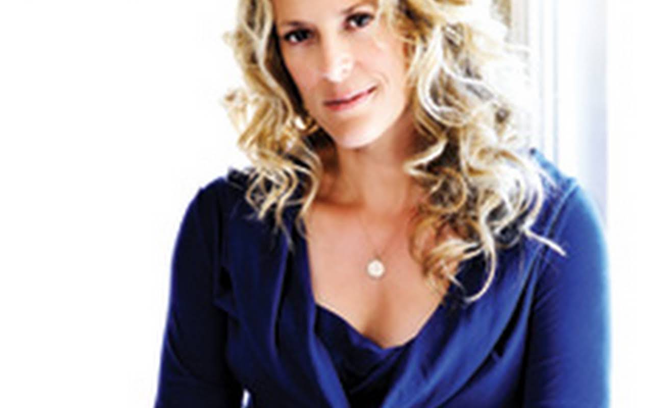 Anne Fletcher