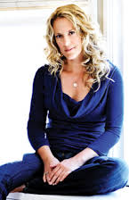 Anne Fletcher som Director