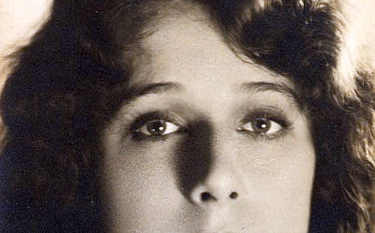 Riza Royce