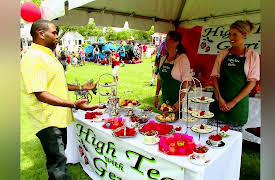 Eating America with Anthony Anderson Season 1: Strawberry Festival