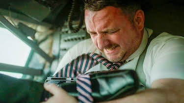 3:55 AM: Terror at 30,000 Feet (S1 E6) (S1) | Paramount | 1/5 2026