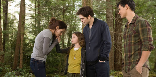 02:00: The Twilight Saga: Breaking Dawn - Part 2 | TV3 | 12/22 2025