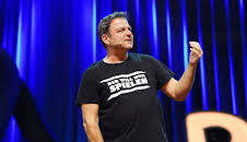 Martin Rütter live! Der will nur spielen