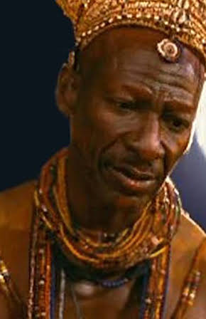 Jean Bejote Njamba as Massai Chief