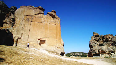 06:25: Blowing Up History (S5 E3) (S5) | Discovery Channel | 4/9 2026