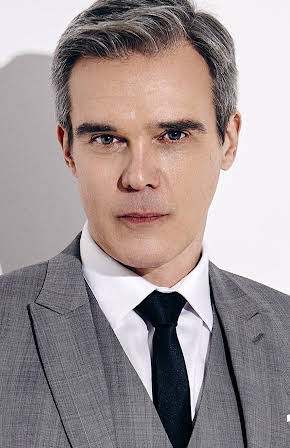Dalton Vigh as 