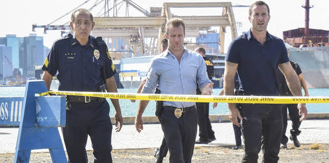 16:40: Hawaii Five-0 (S8 E2) (S8) | TV6 | 12/10 2025