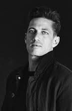 James Carpinello som 