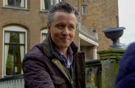 Lord & Master, Season 1: Episode 8