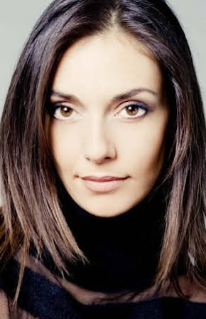 Cristina Serafini as 