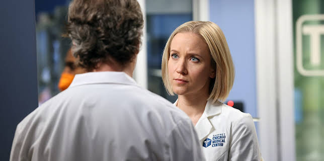 18:15: Chicago Med (S7 E17) (S7) | Viasat Series | 3/17 2026