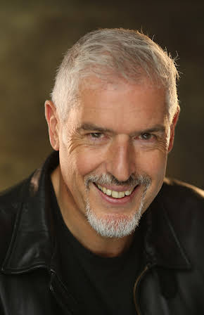Arthur Bostrom as 