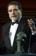 Juan Luis Galiardo como Embajador 
  
  
  (as Juan Luís Galiardo)