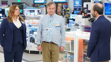 19:45: Superstore (S6 E12) (S6) | Viasat Series | 4/15 2026
