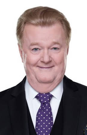 Robert Michael Morris as 