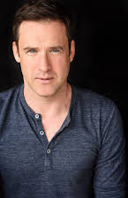 Lane Edwards som Alex