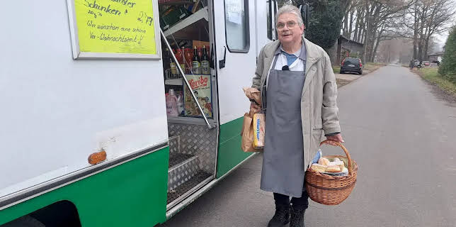 18:15: Die Nordreportage: Advent beim rollenden Supermarkt | NDR Fernsehen | 12/23 2025