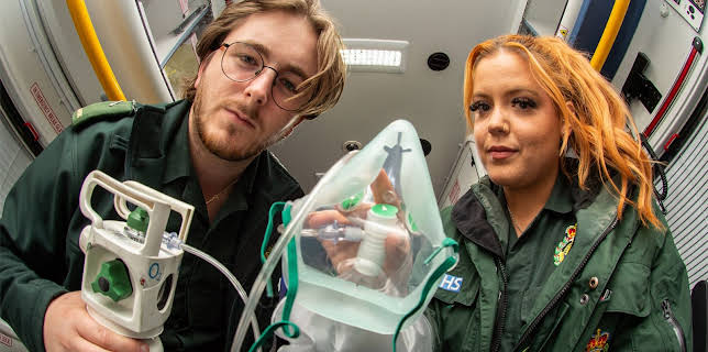 12:10 AM: 999: On the Front Line | More 4 | 3/5 2026