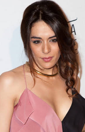 Sofia Essaïdi as 
