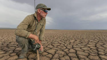 11:00 AM: Jeremy Wade's Dark Waters (S1) | Discovery Channel | 4/11 2026