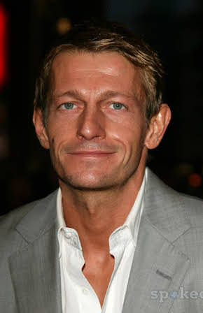 Leo Gregory as 