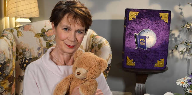 6:50 PM: CBeebies Bedtime Stories | Cbeebies | 2/19 2026