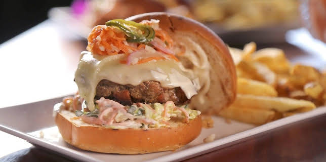 06:25: American Food Trip - mit Guy Fieri | ProSieben Maxx | 1/16 2026