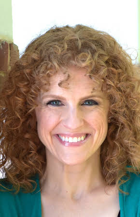 Lauren E. Roman as Housekeeper 2 
  
  
  (as Lauren Roman)