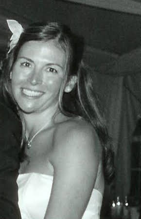 Jennifer Pertsch as Producer