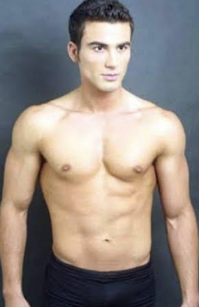 José Luis Reséndez as 