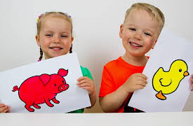 Gaby and Alex: Finger Painting With Gaby and Alex!