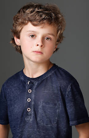 Finlay Wojtak-Hissong as 