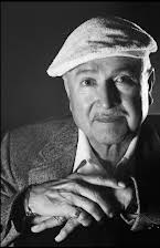 John A. Alonzo como Manuel