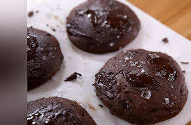 The Artisan's Kitchen: Double Chocolate Fudge Cookies