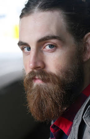 Will Cooper as New Agey Vet