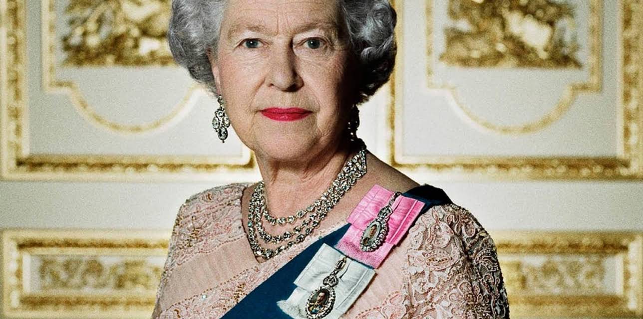 Queen Elizabeth II: Her Glorious Reign (2013)