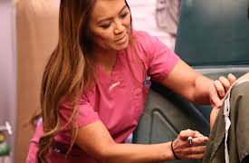 Dr. Pimple Popper: Episode 13