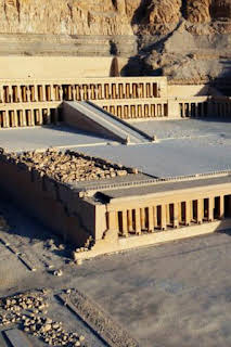 19:10: Egipto auténtico desde el aire: Episodio 2 | La Otra | 3/29 2026