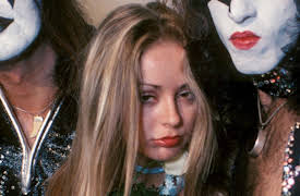 The Playboy Murders, Season 1: The Girl With the Star Tattoo