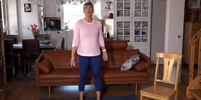 08:20: Sprek med Sofia: Bevegelighet 3 | NRK 2 | 2/18 2026