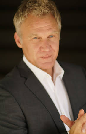Terry Serpico as 