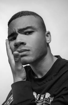 Alexander Bryld Obaze as 
