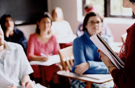 Customs of the World: Using Cultural Intelligence to Adapt, Wherever You Are: Authority - Low versus High Power Distance