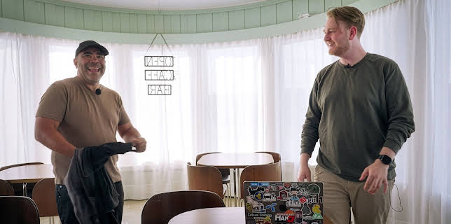 22:25: Golden vs. Zuckerberg: Stopp svindlerne! | NRK 2 | 1/29 2026