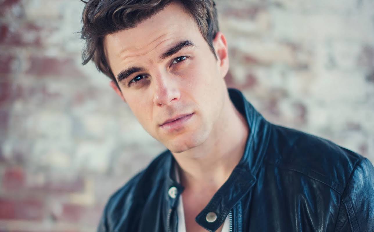 Nathaniel Buzolic