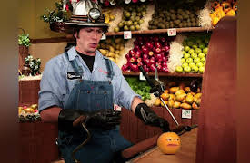 Annoying Orange: The Day The Store Stood Still