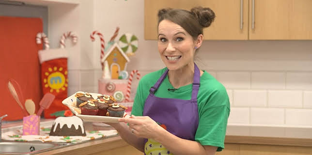 8:50 AM: Milkshake! Jen's Jolly Bakes (S1 E6) (S1) | Channel 5 | 12/8 2025