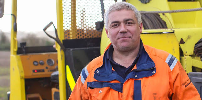 4:00 PM: Trucking Hell (S8 E13) (S8) | Paramount | 11/17 2025